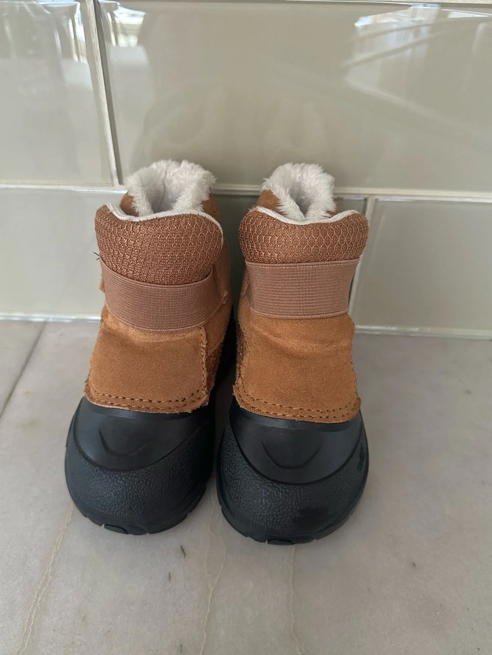 The North Face Toddler Alpenglow 11 Snow Boots Size 7